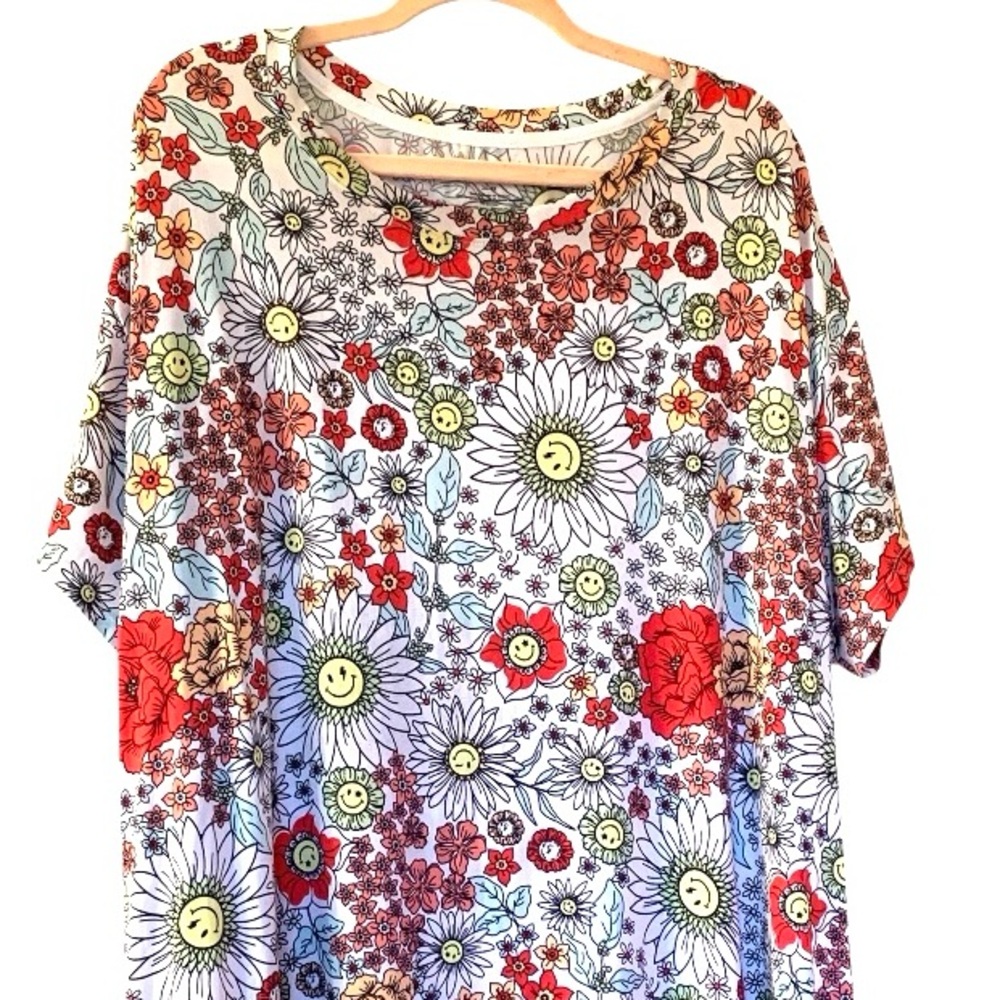 Joyspun Women's Short Sleeve Sleep Shirt Smiley Face Red Yellow Flowers 2X-3X - Picture 8 of 8